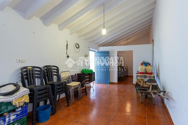 Foto bfc411cc-dc46-4f09-ac42-2c9879561688. Casa  en venta en Iznate