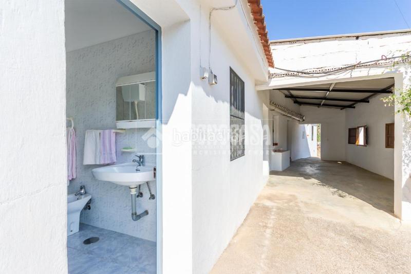 Foto cb3a982a-93ac-498b-b2dc-330fe7cf4bcf. Casa  en venta en Iznate