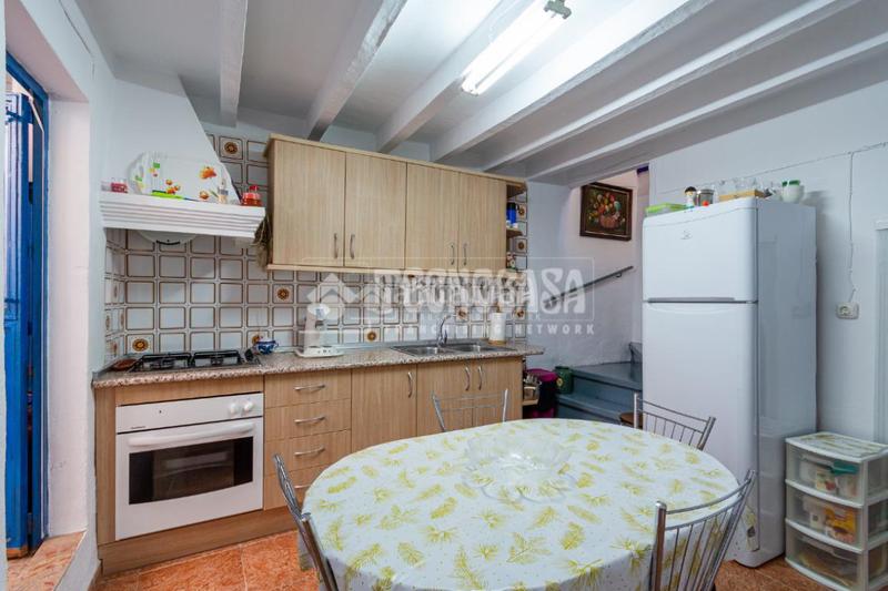 Foto 532e1634-d280-403c-911c-33e34b087e4f. Casa con parcheggio in Benamocarra