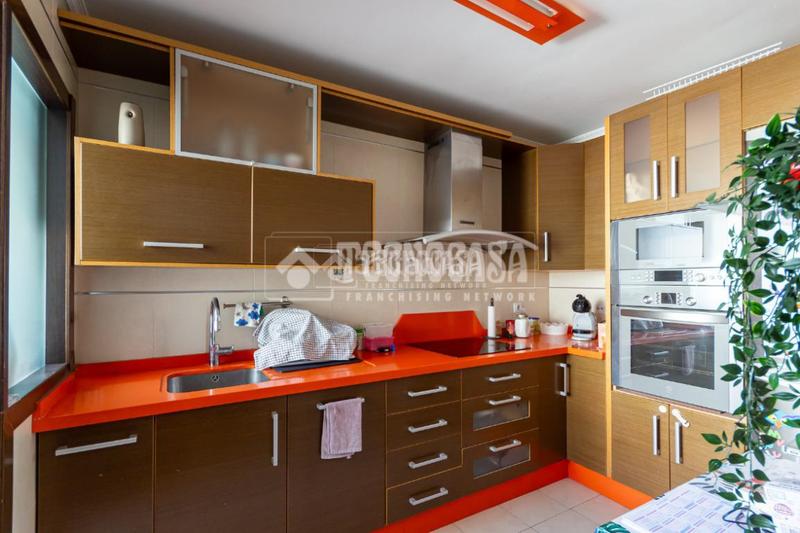 Foto 19d9c395-d02c-435c-ae74-a2b9cf64f560. Appartamento con parcheggio in Camino Viejo de Málaga Vélez - Málaga