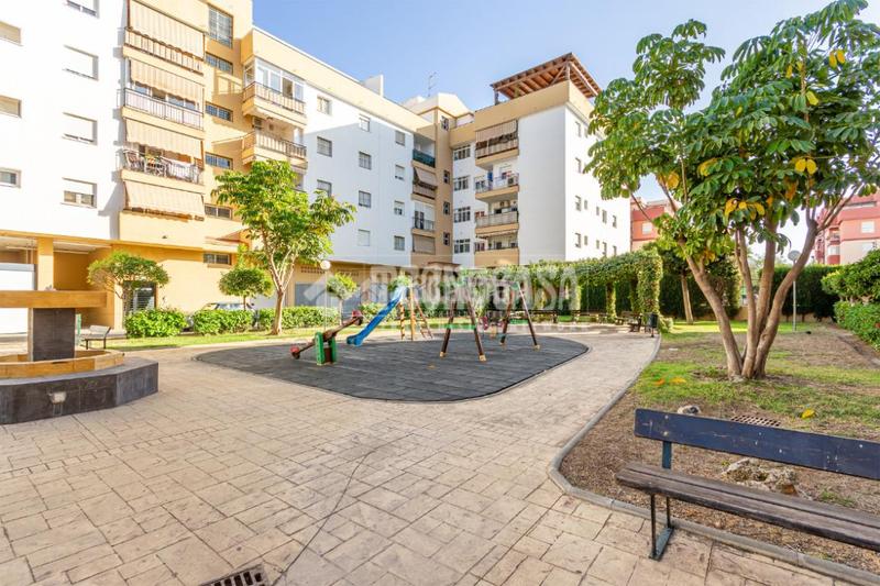 Foto 3c3c9245-8e2a-4c59-a2f7-1e5f878a7347. Appartamento con parcheggio in Camino Viejo de Málaga Vélez - Málaga