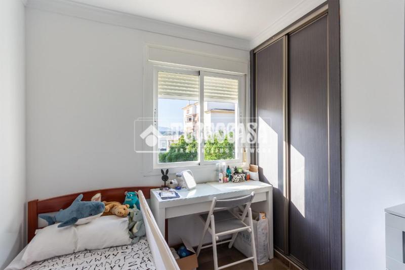 Foto 5f29e9bf-5bc0-4579-b5c4-9e15d2c87590. Appartamento con parcheggio in Camino Viejo de Málaga Vélez - Málaga