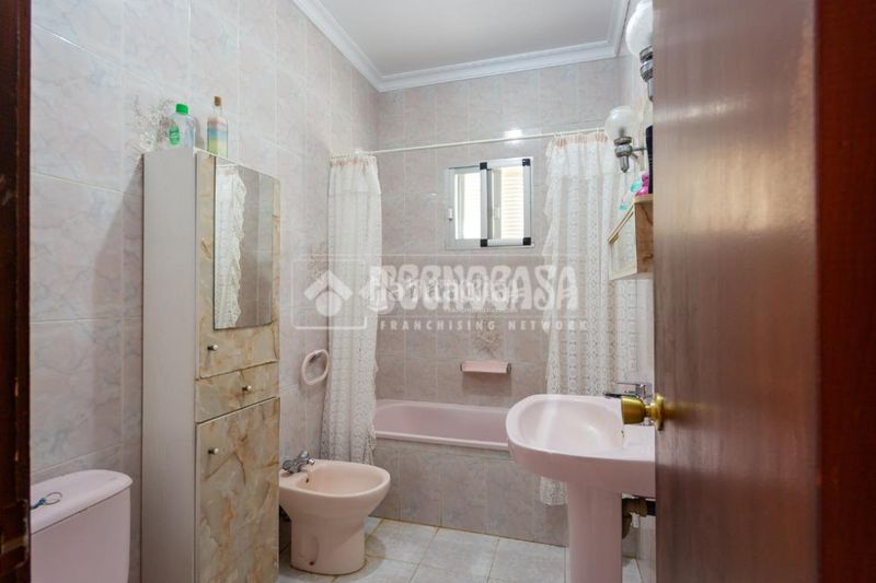 Foto c340439a-5d4b-4a29-b046-63f0097a498e. Masia a Cútar