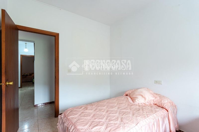 Foto db257740-fa23-4c3a-930b-77b68267daa8. Masia a Cútar