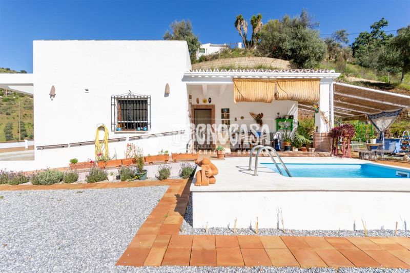 Foto 3a2c7f57-45c2-489b-af6d-60abe88d3612. Masia amb piscina a Campanillas Málaga