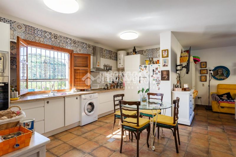 Foto 6c3506d4-4d25-4214-93d9-8a3ba1e3bbf4. Masia amb piscina a Campanillas Málaga