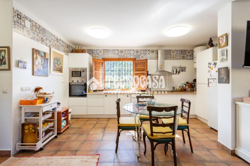 Foto e4a3ad98-1442-47b5-b5f3-43d31efac6a6. Masia amb piscina a Campanillas Málaga