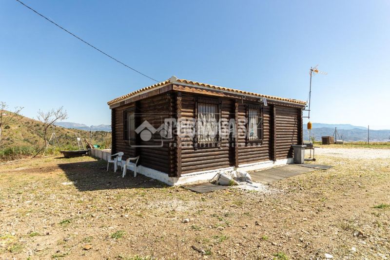 Foto a571f118-a331-41f5-9109-bf651f56d4db. Masía casa rural en venta en Iznate