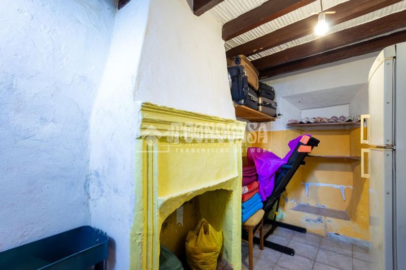 Foto 1377665e-1db7-4e67-a7fd-ac375d3fbda7. Casa  en venta en Cútar