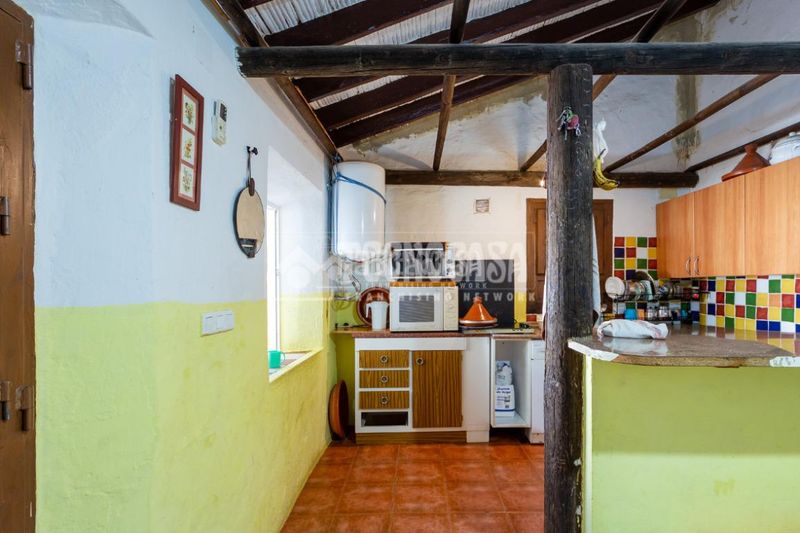 Foto 5d8b9d8c-e630-478b-9545-897a1df87fda. Casa  en venta en Cútar