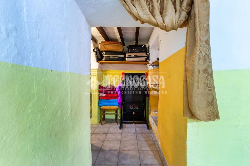 Foto bf1b6a47-0b34-4dfc-a9c5-e6f73b728ff6. Casa  en venta en Cútar