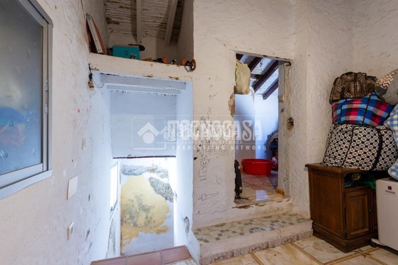 Foto faf33740-c749-4957-b042-f3c982bac169. Casa  en venta en Cútar