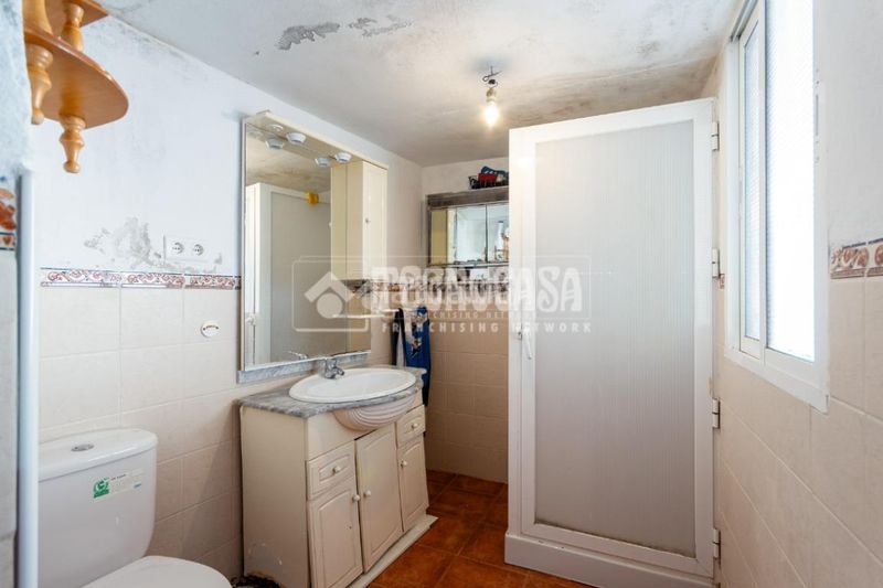 Foto fffe17ce-8629-481a-b807-5b4afdd0269d. Casa  en venta en Cútar