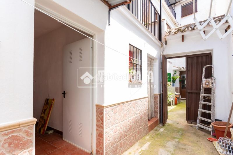 Foto e7a083e1-a09d-4b93-9e1f-37a9685d57cb. Pis a Benamargosa