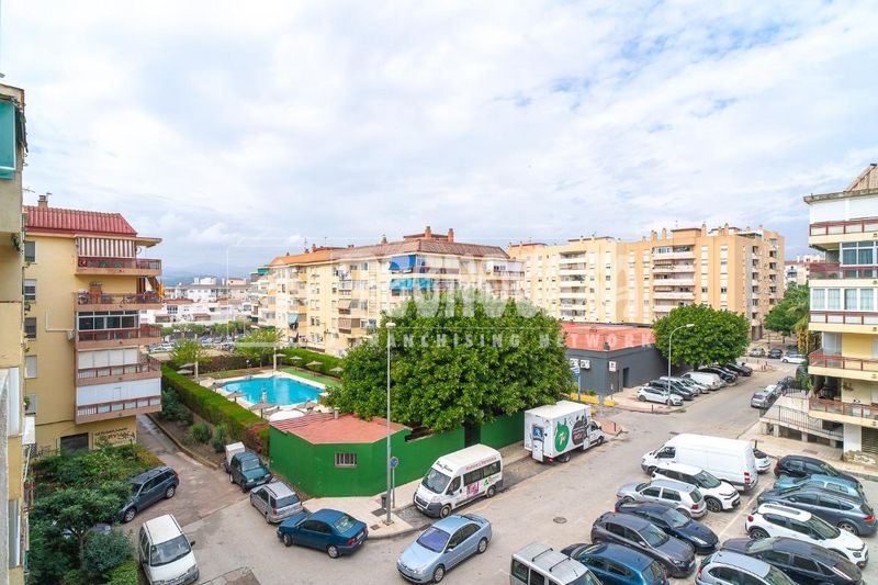 Foto 54e79514-9138-4599-8039-a4bb385c40dd. Pis amb piscina a Hispanidad - Vivar Téllez Vélez - Málaga