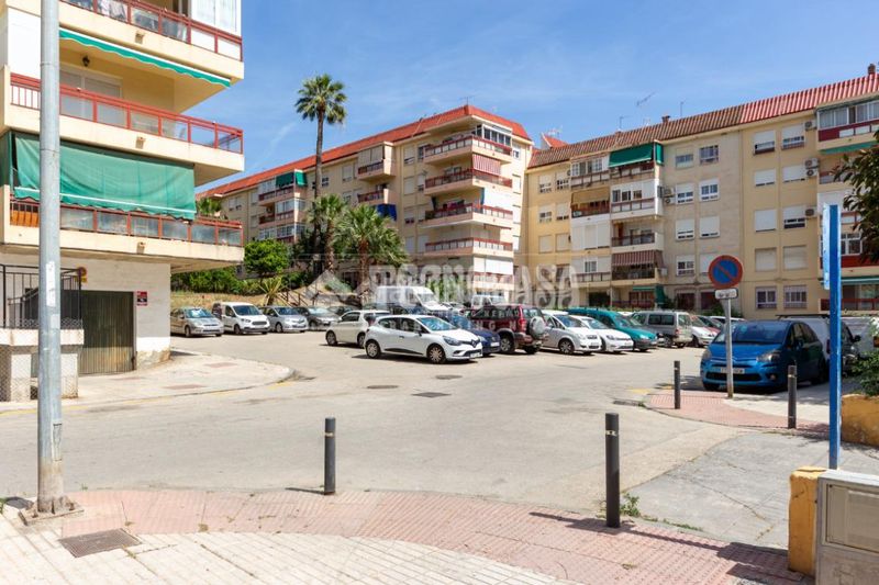 Foto ac57102a-9323-4811-83aa-a16861ebe638. Pis amb piscina a Hispanidad - Vivar Téllez Vélez - Málaga