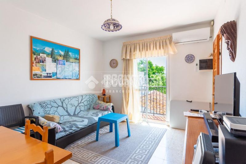 Foto 06c195e3-d616-4733-8cc9-aea9ed69a88f. Piso  en venta en Comares