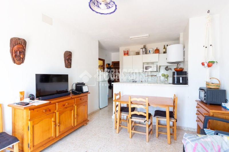 Foto 2866e7fb-698b-45a4-a3b5-03456afe14e8. Piso  en venta en Comares