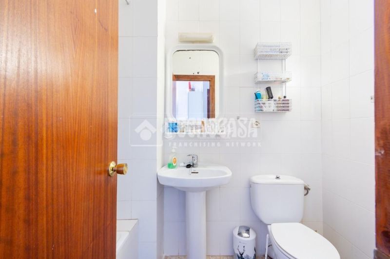 Foto 5bdb3074-0bdc-4f0a-91f8-ed05e375df5c. Piso  en venta en Comares