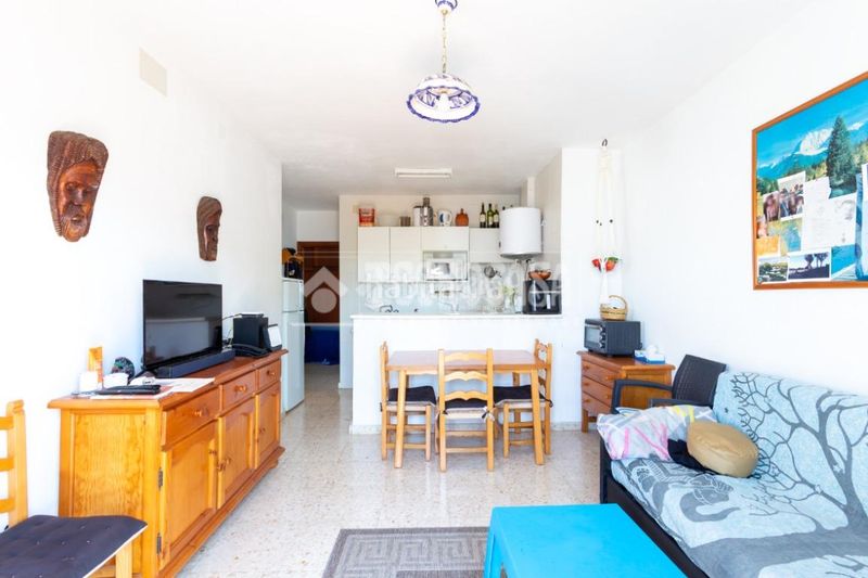 Foto 9c237815-dc93-486c-b29a-f97bd8119918. Piso  en venta en Comares