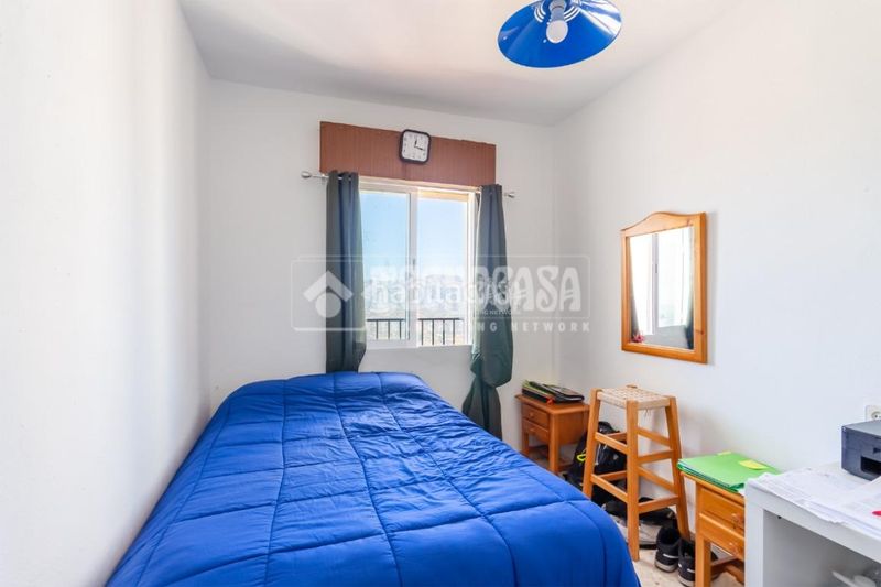 Foto debbd9d2-f0c5-47a8-9bab-9a640637cfeb. Piso  en venta en Comares