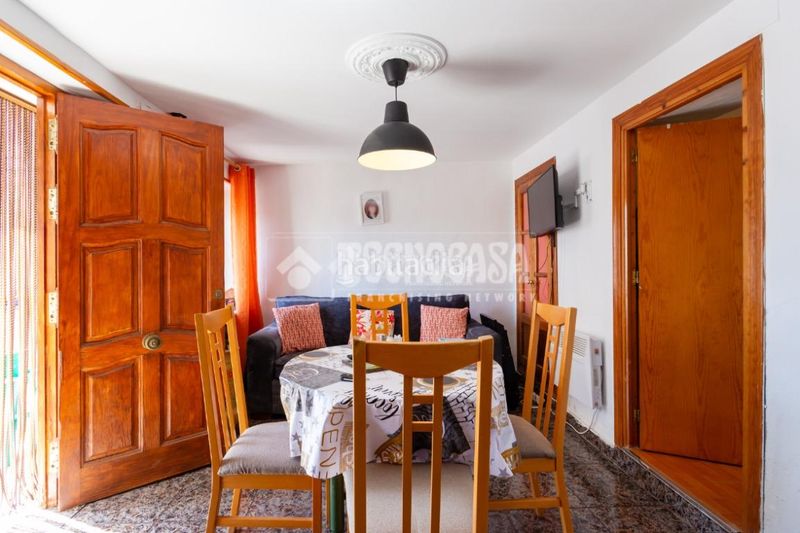 Foto 49aa2573-63b4-46b0-aeec-4f0adab29a00. Casa a Alcaucín