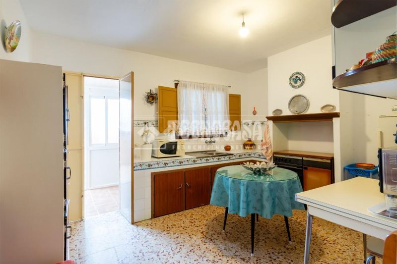 Foto aeb28bfc-3dcf-4f8a-a96d-d7c8816ee8e3. Casa a Zafarraya