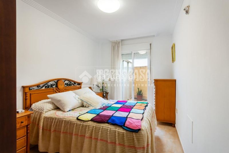 Foto d2f20910-2184-4021-ac9a-c4e7d5b17a2e. Pis a Hispanidad - Vivar Téllez Vélez - Málaga