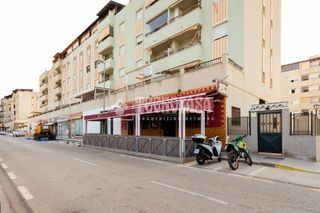 Locale commerciale in Camino Viejo de Málaga. Local comercial en venta en vélezmálaga