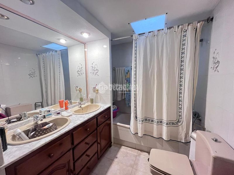 Foto fdbf8bff-8651-4879-9107-fe9b97792480. Casa amb calefacció a Navalmorales (Los)