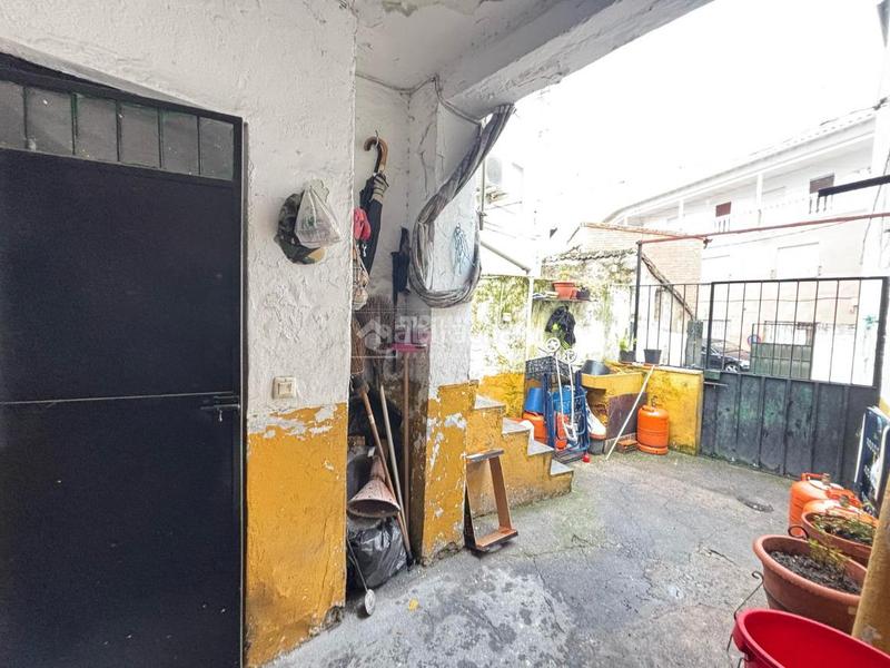 Foto c2229504-3482-4113-be09-8a3efd8193ae. Casa pareada casa en venta en Navalcán