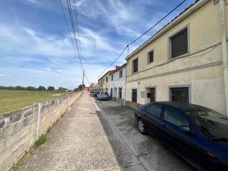 Casa aparellada a Oropesa. Casa en venta en oropesa