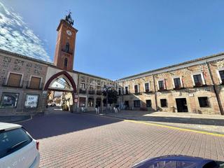 Maison à Oropesa. Casa en venta en oropesa