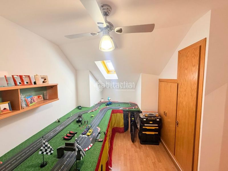 Foto aa1bbe4d-2864-415f-8dfc-fe6c3a635234. Duplex with heating parking in Centro Seseña
