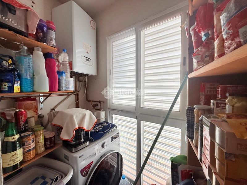 Foto bce0b7ca-d9a2-49ed-8a7d-3ea494efbd10. Duplex with heating parking in Centro Seseña
