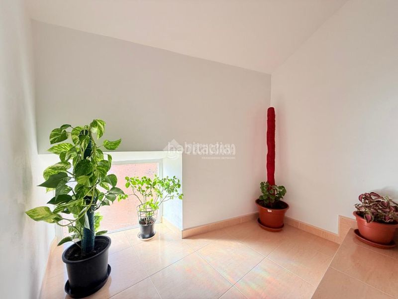 Foto bf40d180-1b18-4087-b959-499461150e22. Duplex with heating parking in Centro Seseña