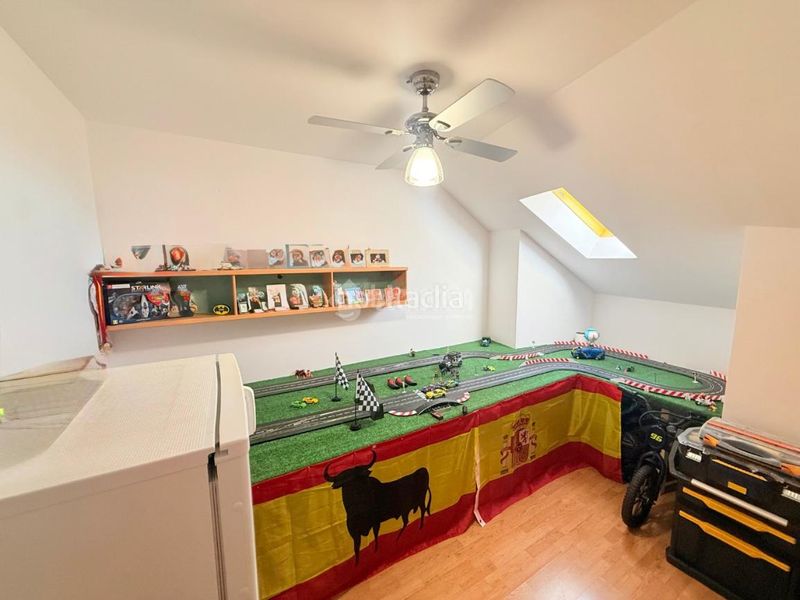 Foto ca674293-14ff-43b0-8b3b-7935e3f288e2. Duplex with heating parking in Centro Seseña