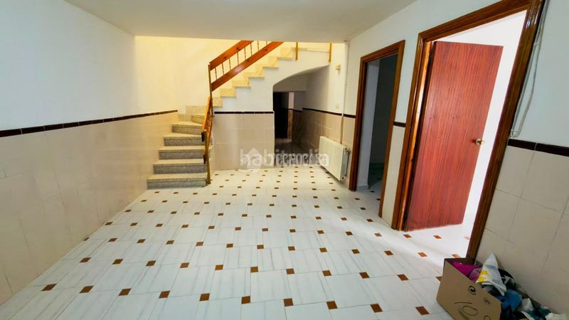 Foto d131f298-8267-4e6b-be87-82de533a8785. Casa pareada casa en venta en Villamuelas