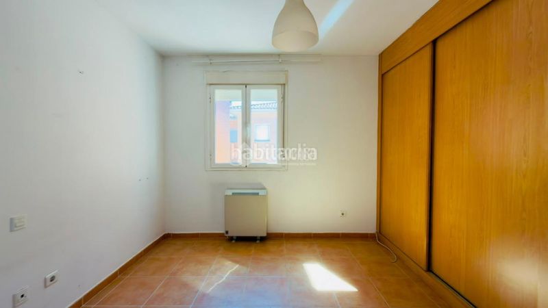 Foto ab4c890b-f7d1-4f56-b13c-cedb72701a6d. Casa aparellada amb calefacció a Ciruelos