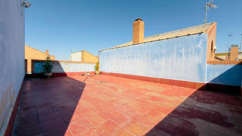 Foto b6aa9a8c-7ccc-4c99-bd6f-1a3a14798d81. Casa aparellada amb aparcament a Seseña nuevo Seseña