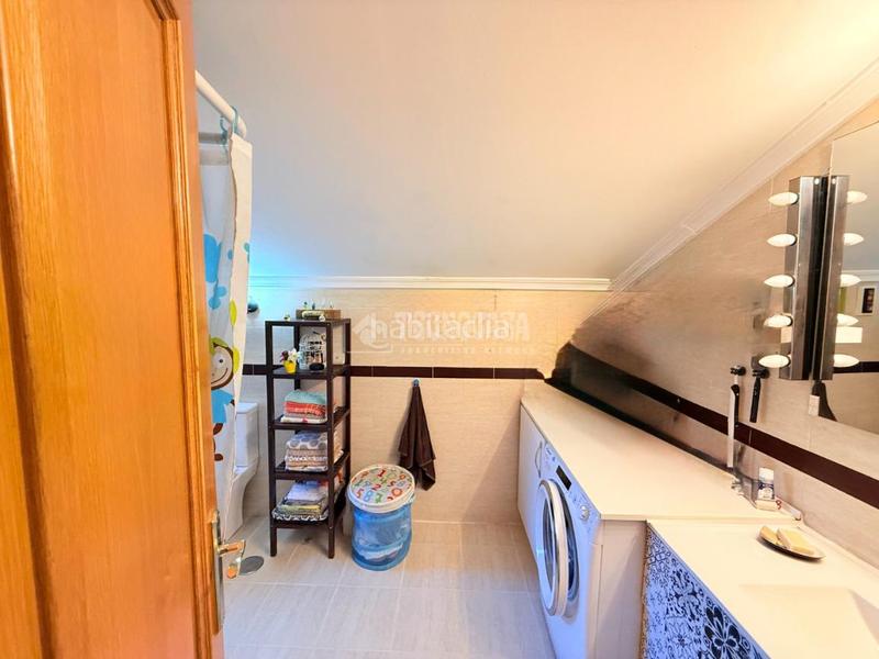 Foto 08fbf3ce-1bdf-490f-b773-751c97db898f. Attico con piscina in El Quiñón Seseña