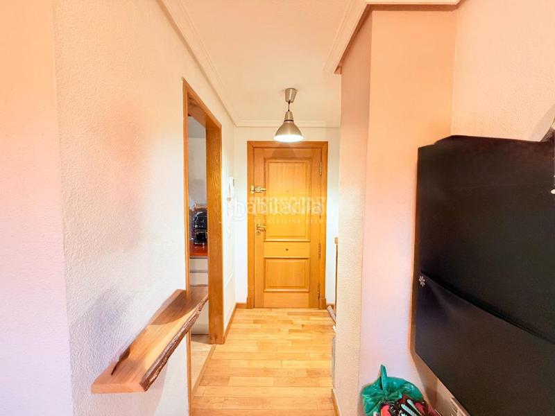 Foto b7e0d17d-1a47-4774-aa36-a8dc159ba976. Attico con piscina in El Quiñón Seseña