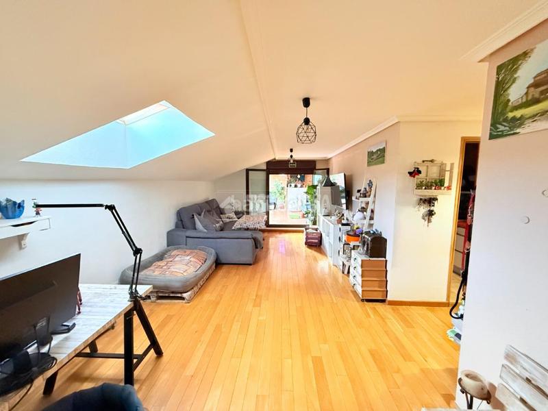 Foto e9e7b6c2-c017-4a11-9fe1-9acb5d58daa6. Attico con piscina in El Quiñón Seseña