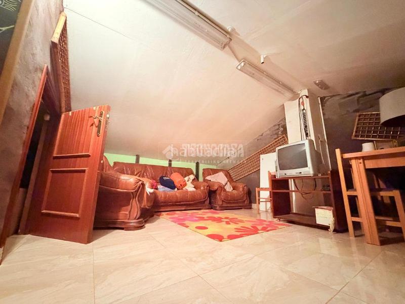 Foto 49430740-438d-4afe-a606-81293f260d57. Casa bifamiliare con parcheggio in Centro Seseña