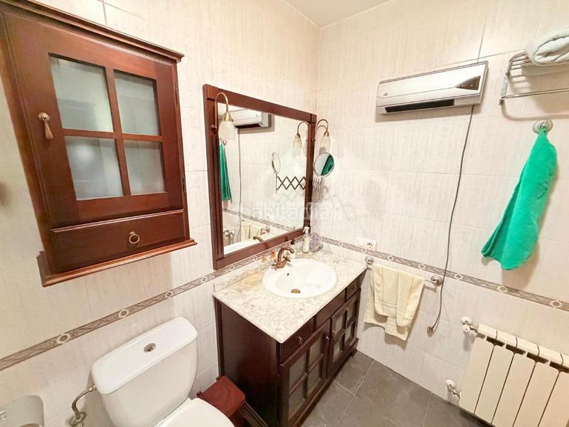 Foto be0d4e18-2ee7-4061-be64-8f8e2420e314. Casa bifamiliare con parcheggio in Centro Seseña