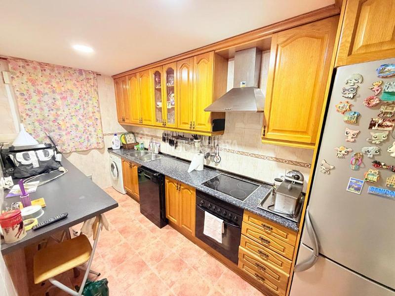 Foto cf51f022-1c86-4c4d-a3e6-4eb9b3c88549. Casa bifamiliare con parcheggio in Centro Seseña