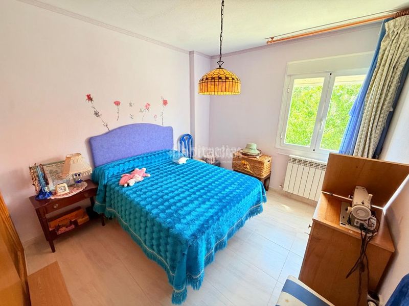 Foto 0ef70f76-747b-42ca-9b7c-c787d1b3fea7. Casa aparellada amb aparcament a Seseña nuevo Seseña