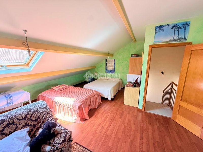 Foto 473cc3db-7d7d-4ab8-b7b5-0bbc91ae3653. Casa aparellada amb aparcament a Seseña nuevo Seseña