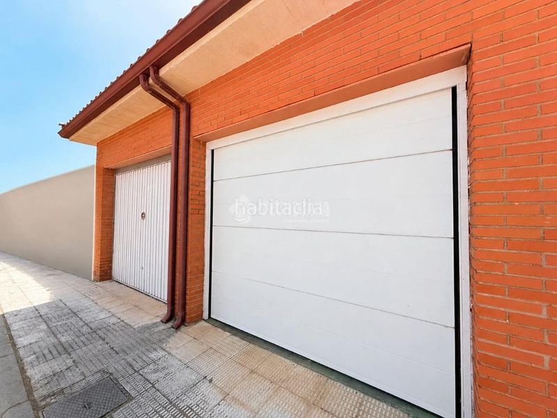 Foto 47c1d828-1b20-4923-8c95-9cb4c1751980. Casa aparellada amb aparcament a Seseña nuevo Seseña