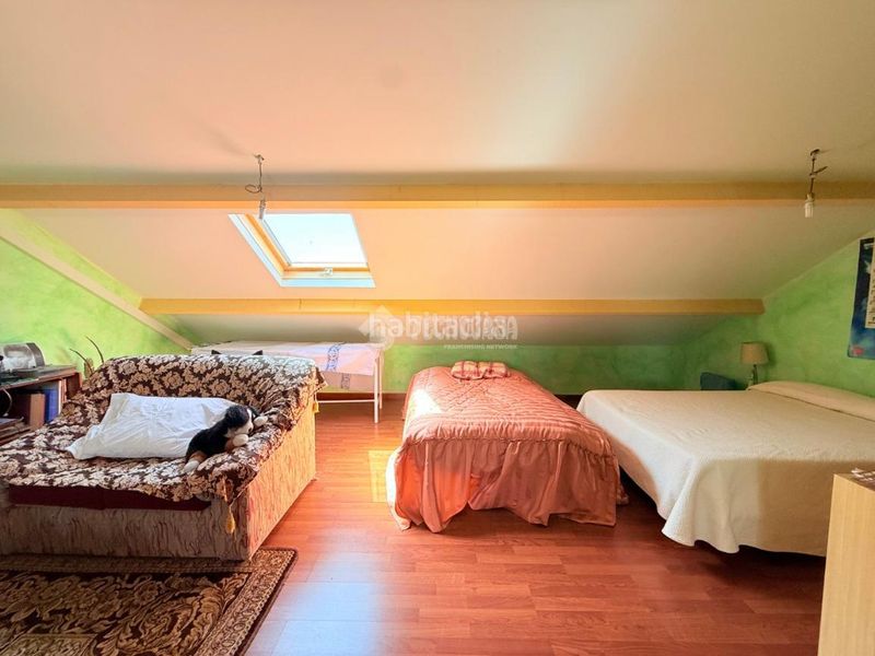 Foto d9dea4a9-babd-4e02-ab6f-12ea21e17c55. Casa aparellada amb aparcament a Seseña nuevo Seseña